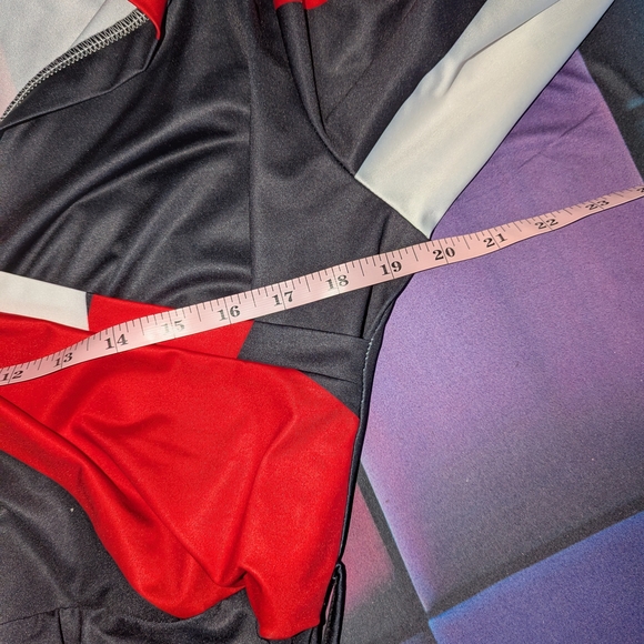 Chic V-Neck Maxi Dress 2x - Picture 10 of 12